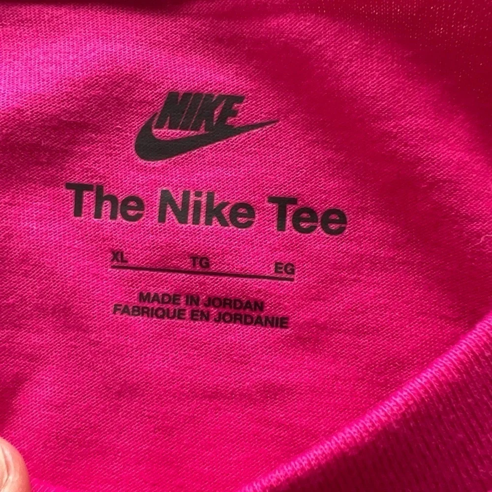 NWT Nike The Nike SS Tee Mens Adult XL Pink (Y)